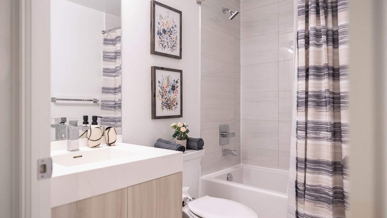 Photo of Bathroom in Garden District