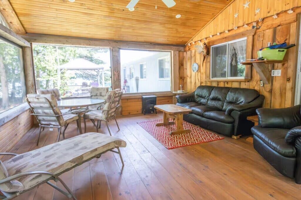 Photo of Livingroom in Madawaska Valley