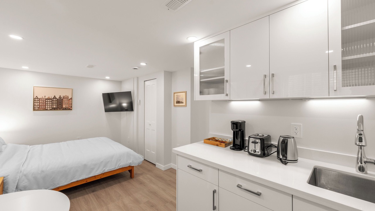 Photo of Bedroom in Marpole