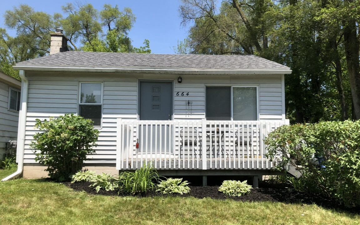 Photo of Outdoor in Walled Lake