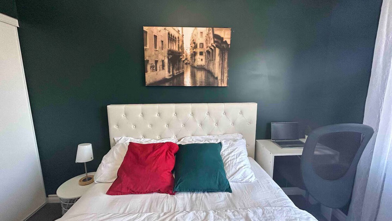 Photo of Bedroom in Ajax