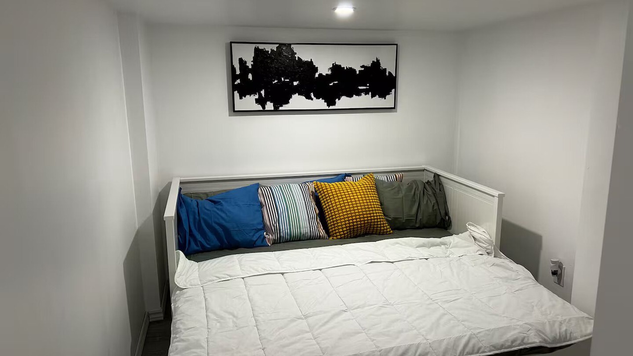 Photo of Bedroom in Ajax