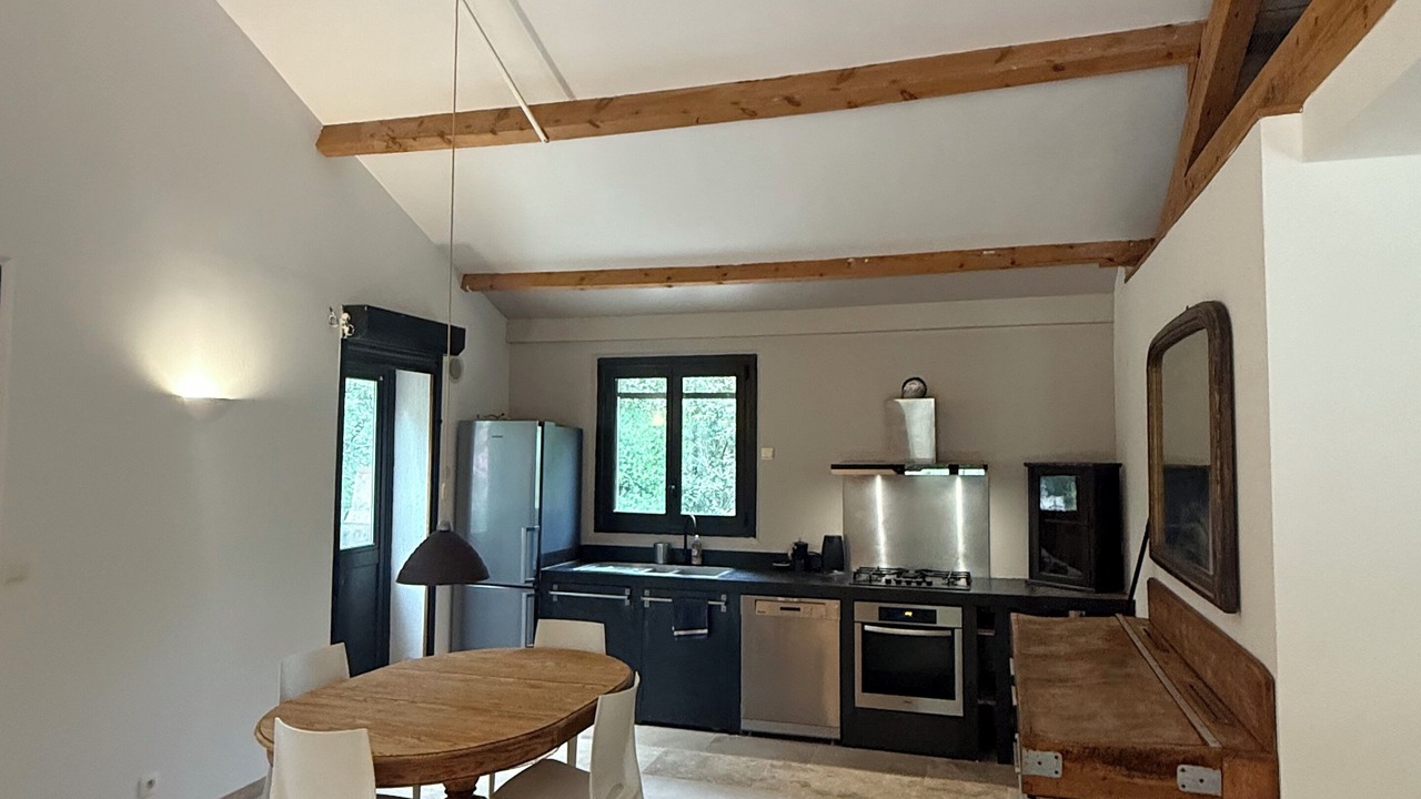 Photo of Kitchen in Entrecasteaux