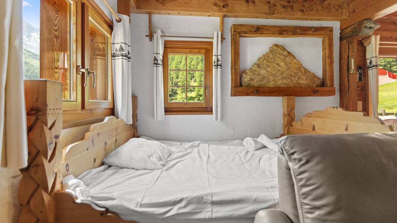 Photo of Bedroom in Evolene