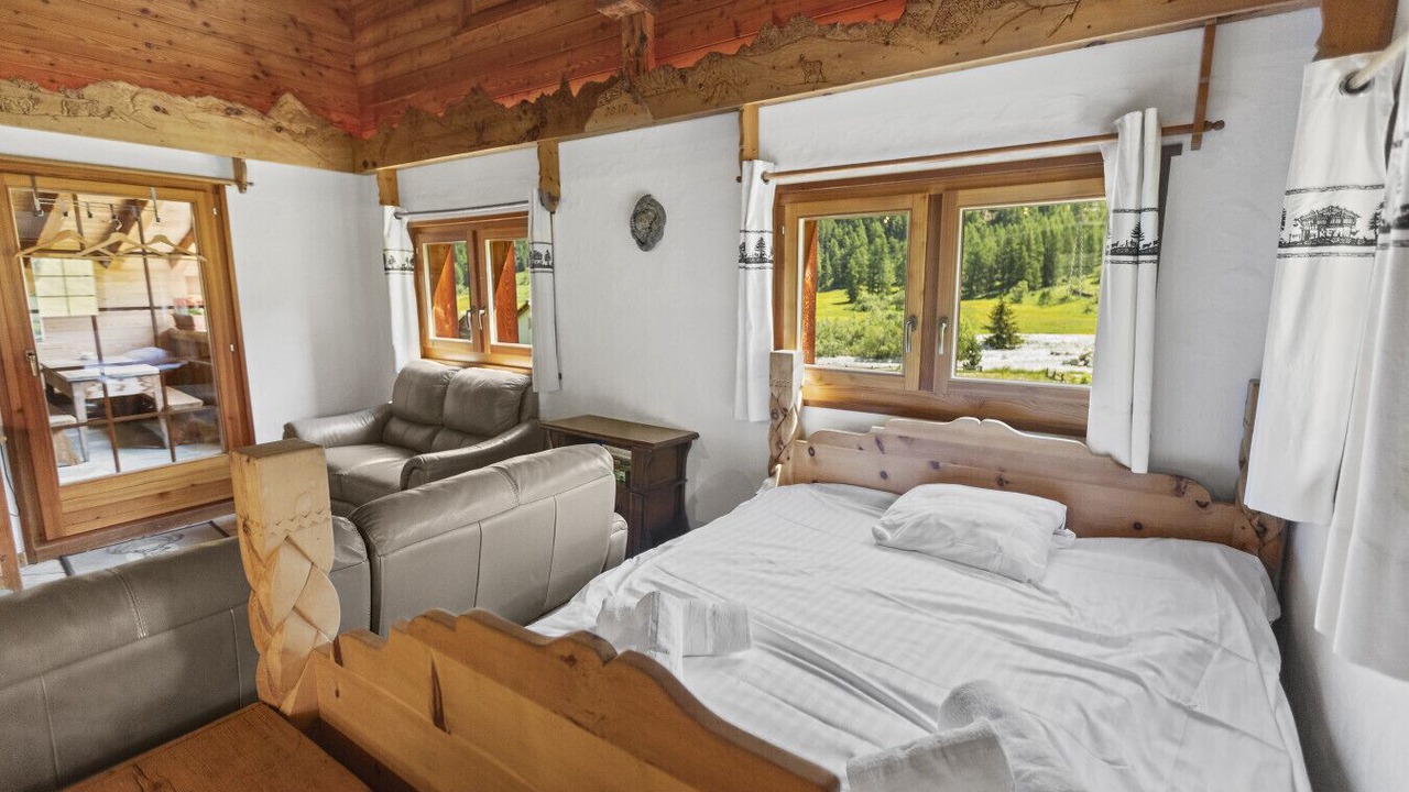 Photo of Bedroom in Evolene
