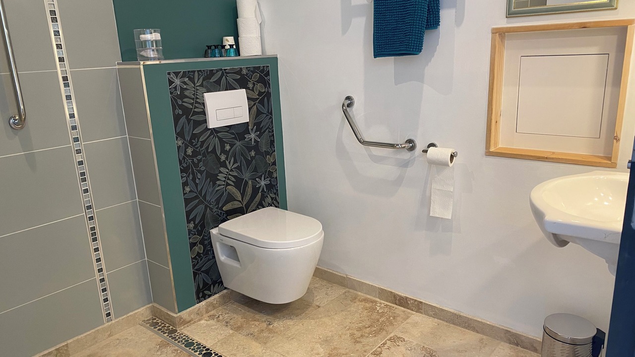 Photo of Bathroom in Cusset
