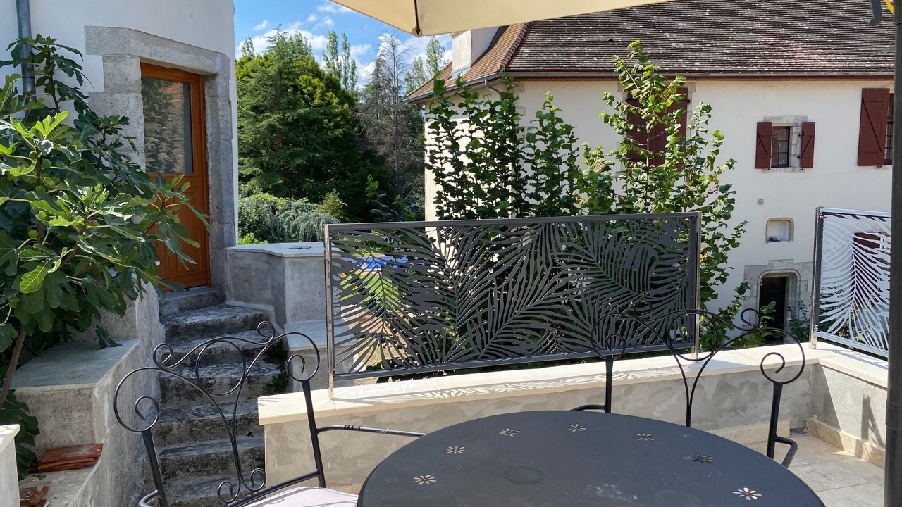 Photo of Outdoor in Cusset