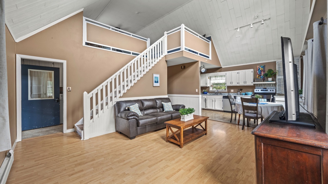 Photo of Livingroom in Bath