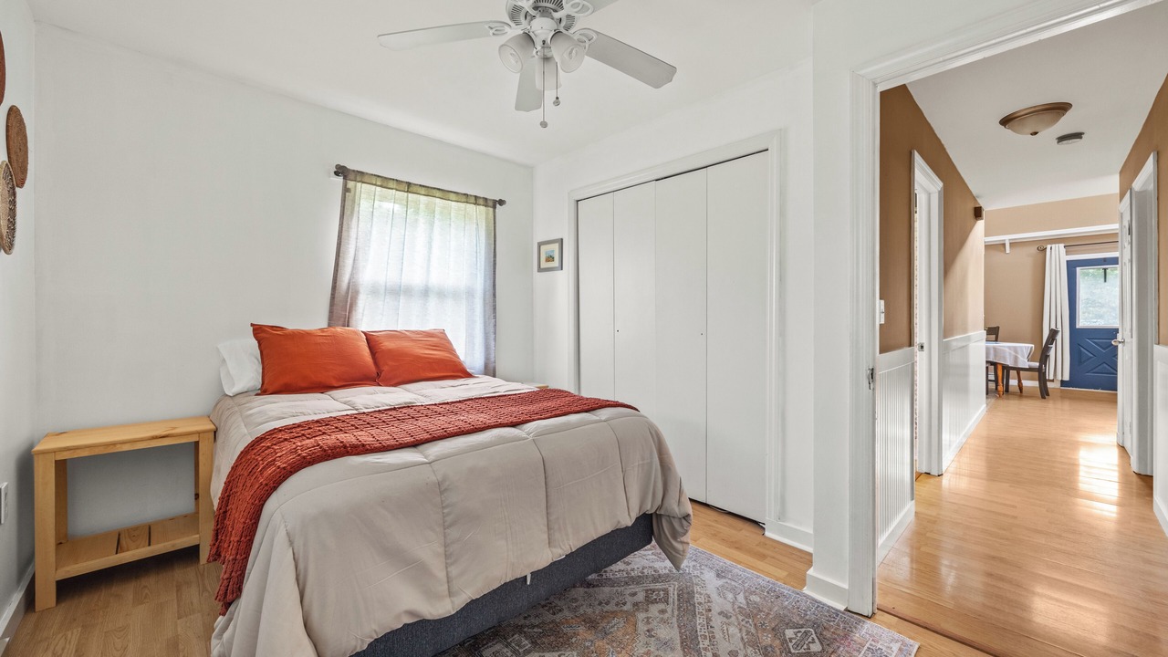 Photo of Bedroom in Bath