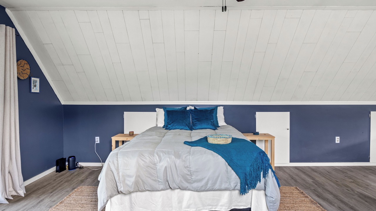 Photo of Bedroom in Bath