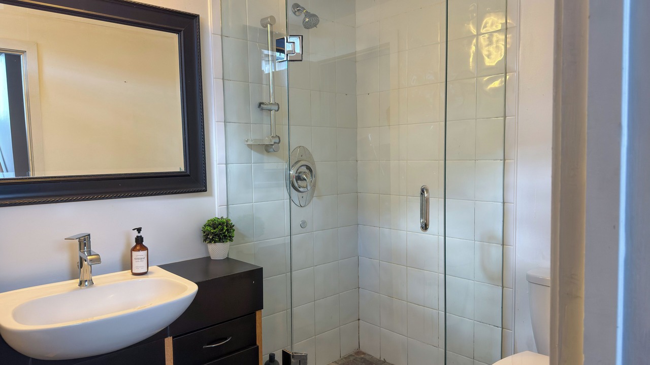 Photo of Bathroom in Varsity