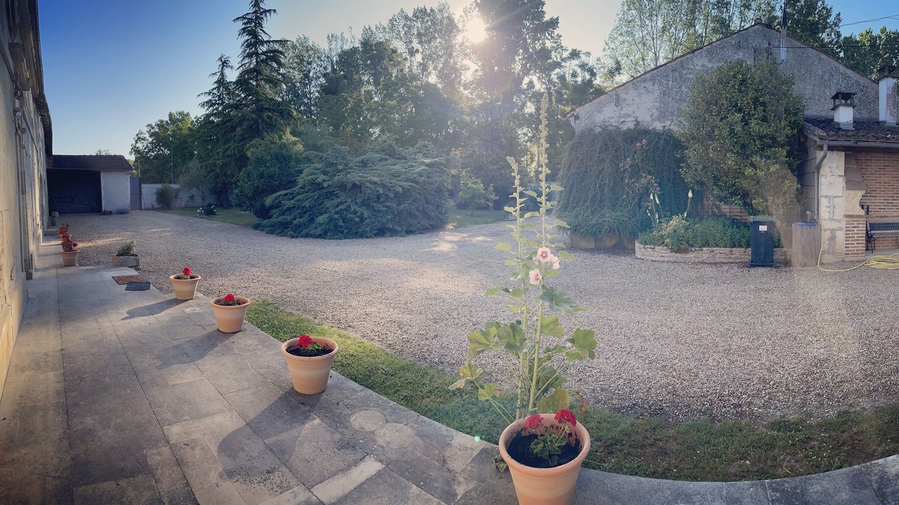 Photo of Outdoor in Migron