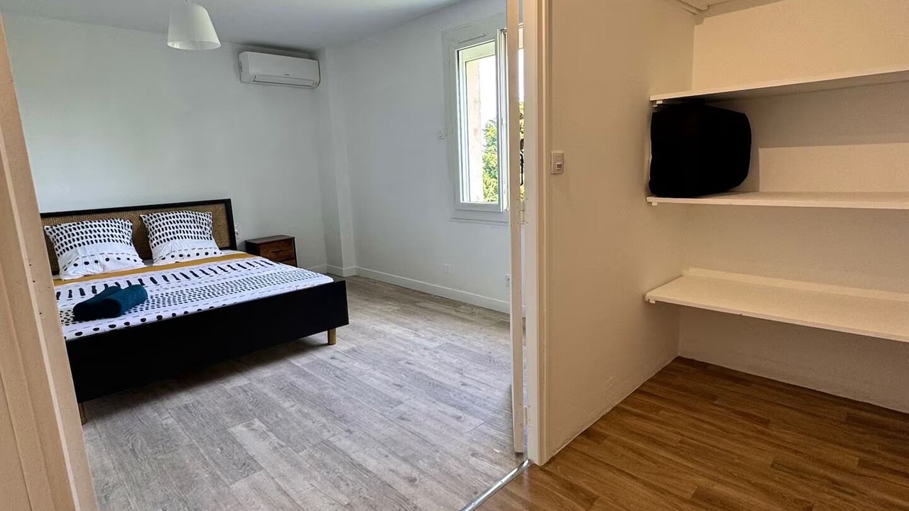 Photo of Bedroom in Castelnaudary
