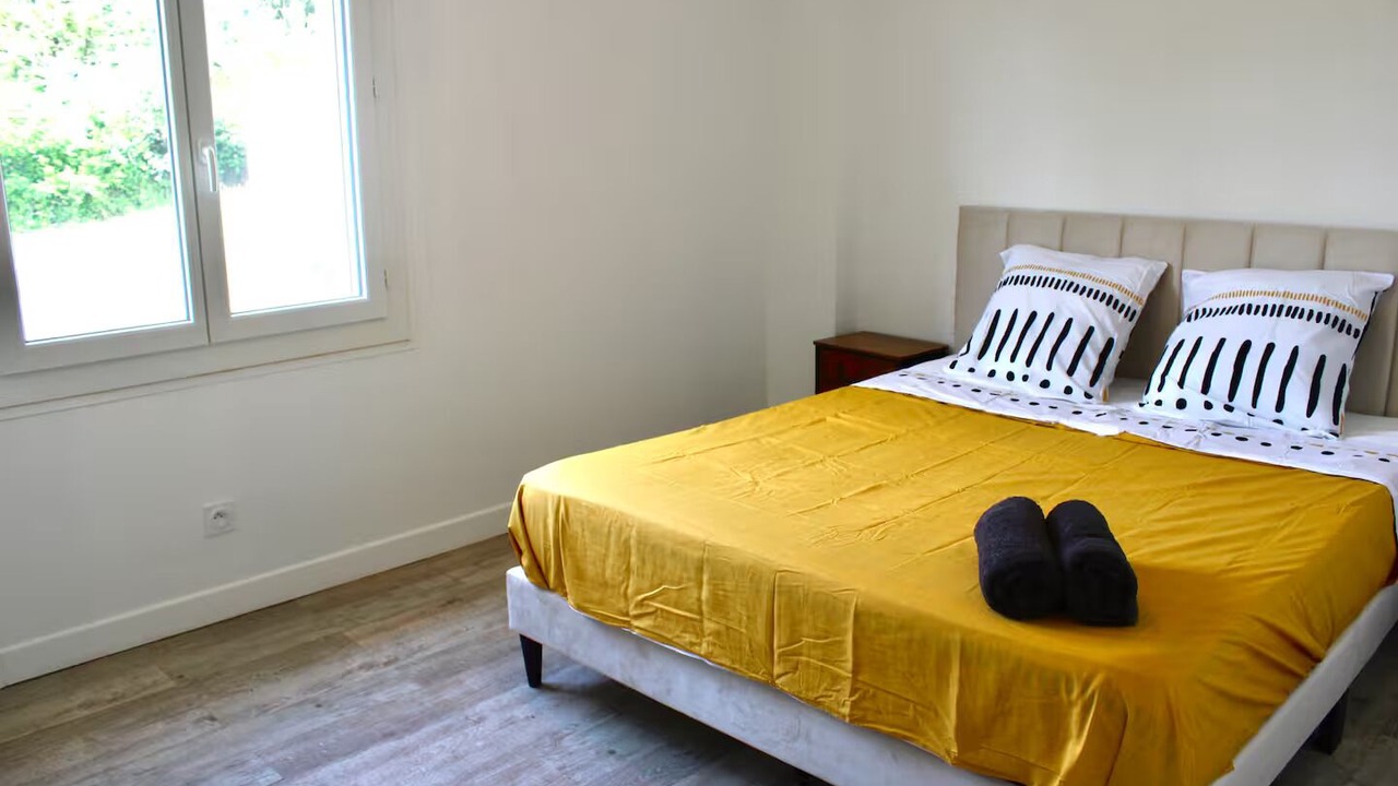Photo of Bedroom in Castelnaudary