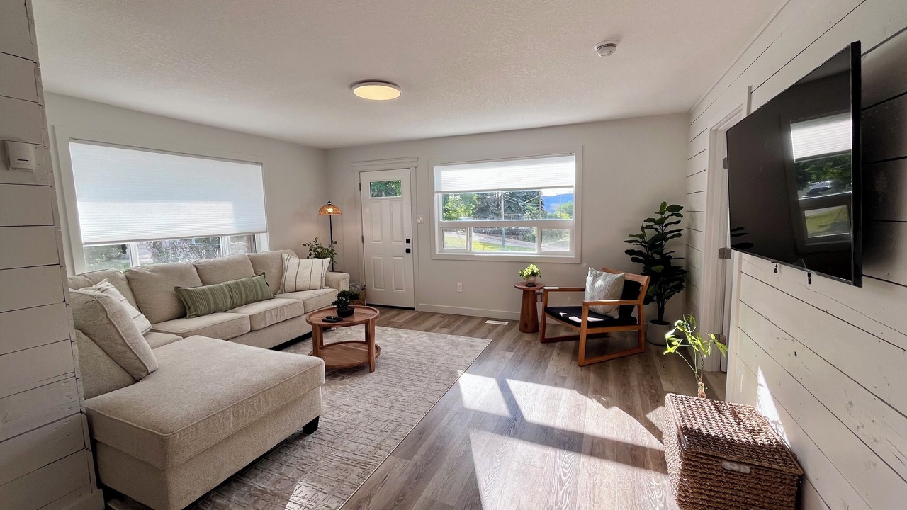 Photo of Livingroom in Hinton