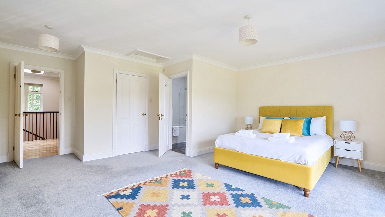 Photo of Bedroom in Runnymede
