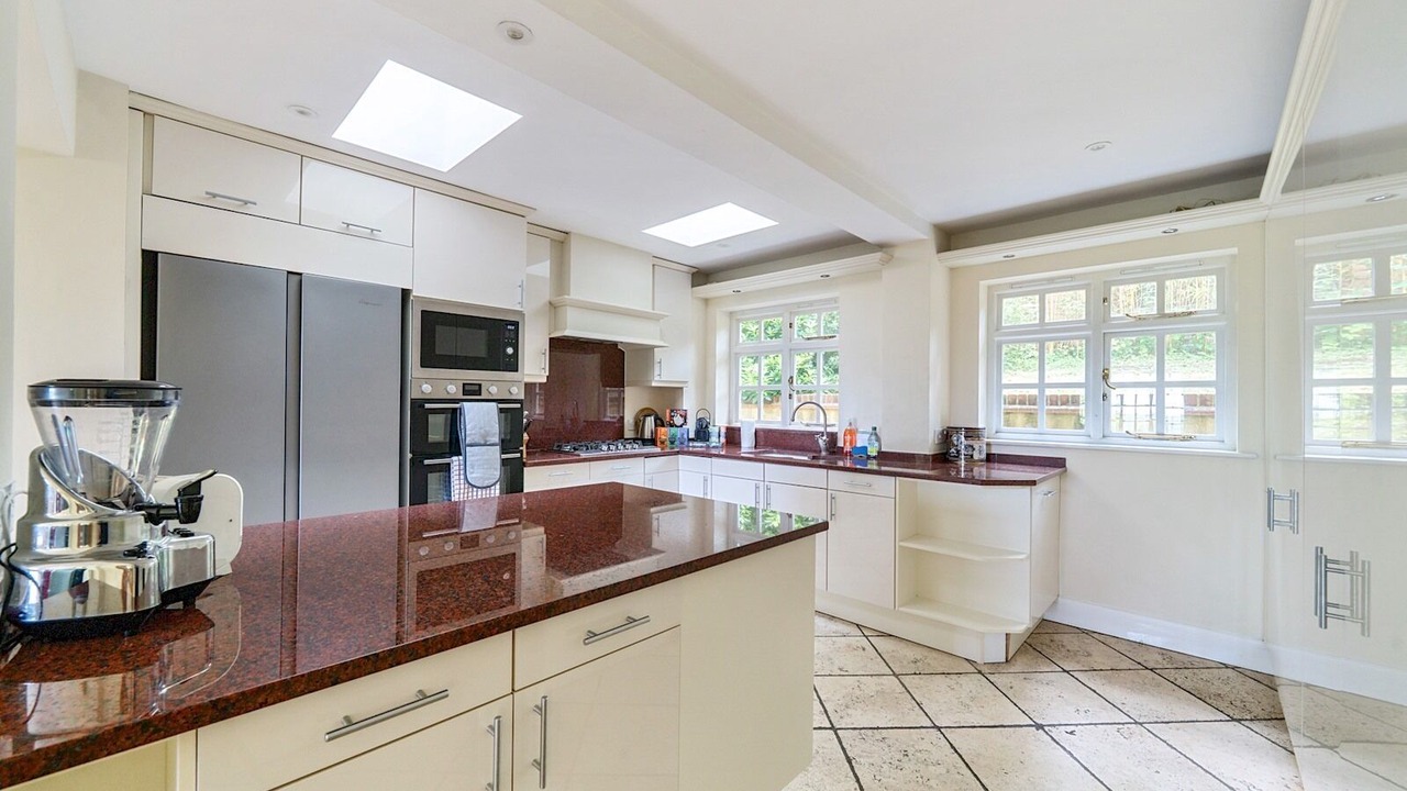 Photo of Kitchen in Runnymede