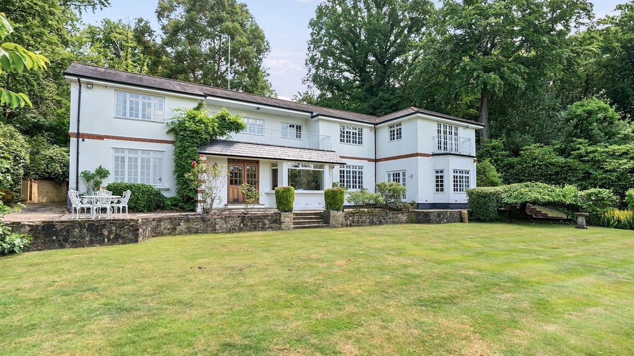 Photo of Outdoor in Runnymede