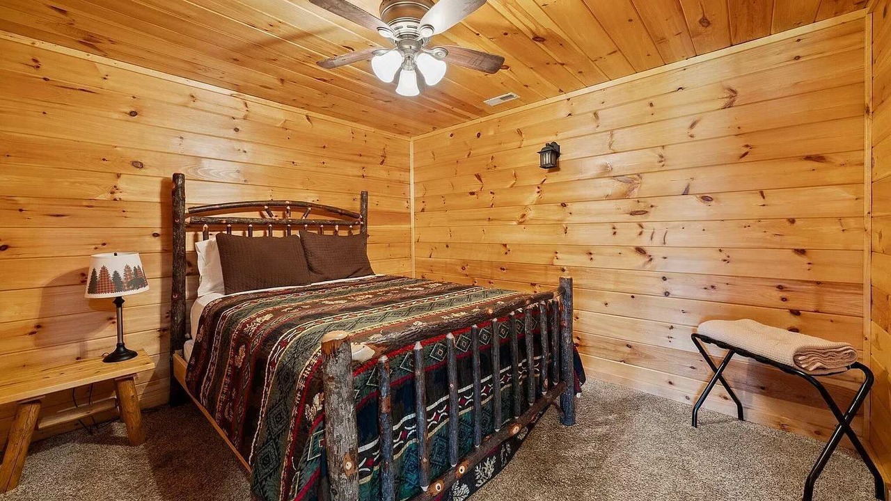 Photo of Bedroom in Logan