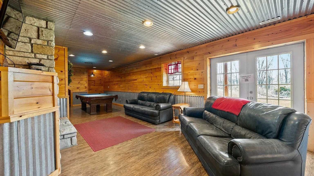 Photo of Livingroom in Logan