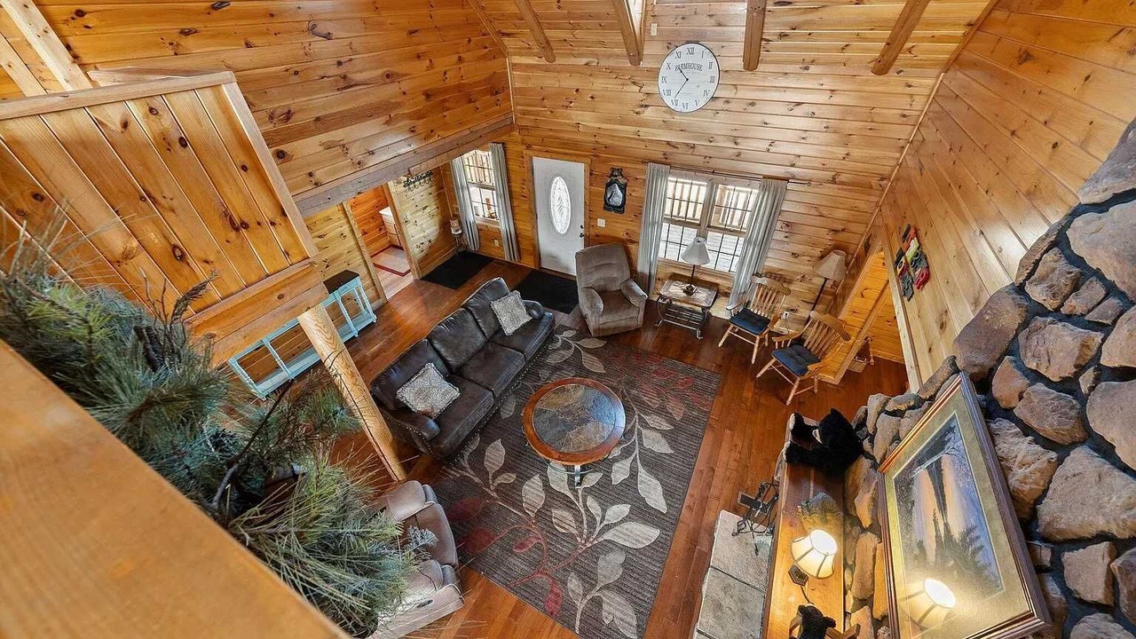 Photo of Livingroom in Logan