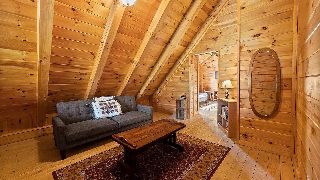 Photo of Livingroom in Logan