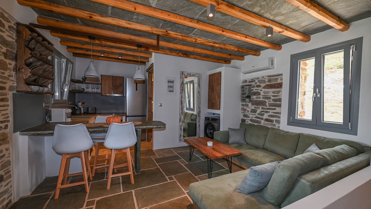 Photo of Livingroom in Exomvourgo