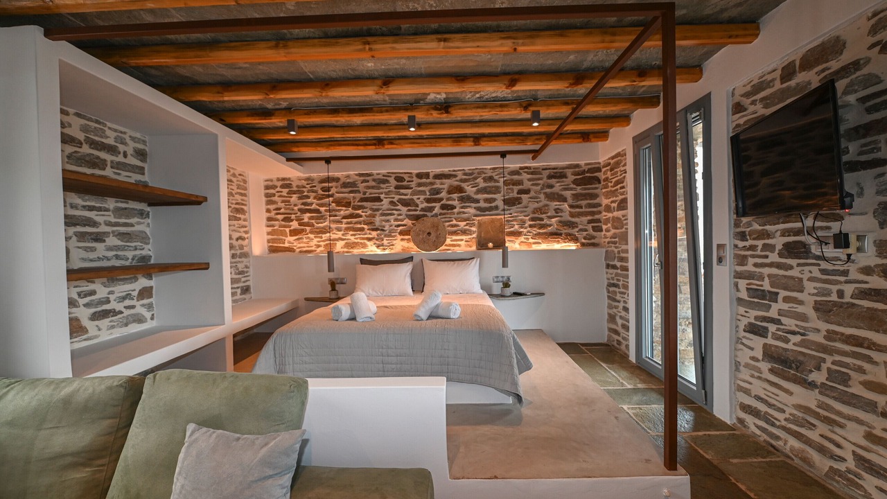 Photo of Bedroom in Exomvourgo