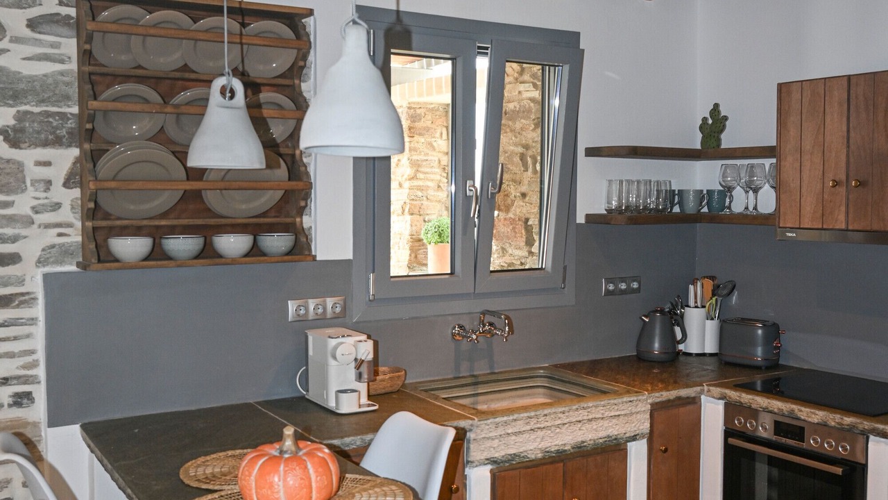 Photo of Kitchen in Exomvourgo