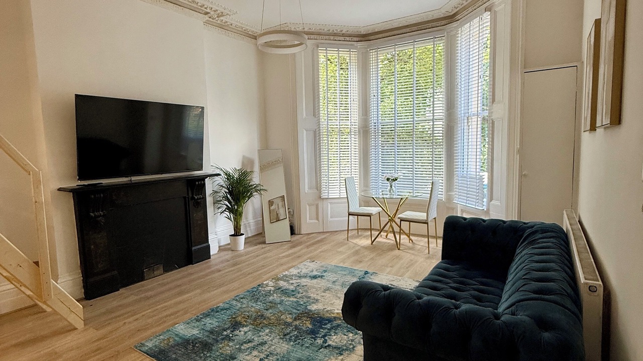 Photo of Livingroom in St. Helen's