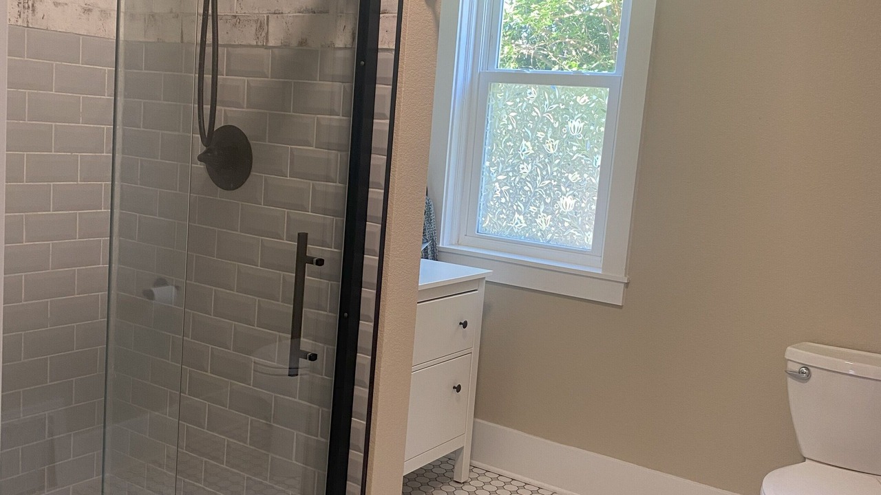 Photo of Bathroom in Alma