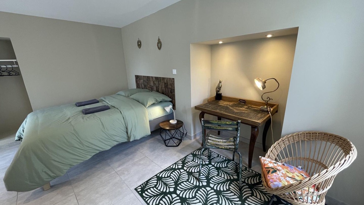 Photo of Bedroom in Avoine