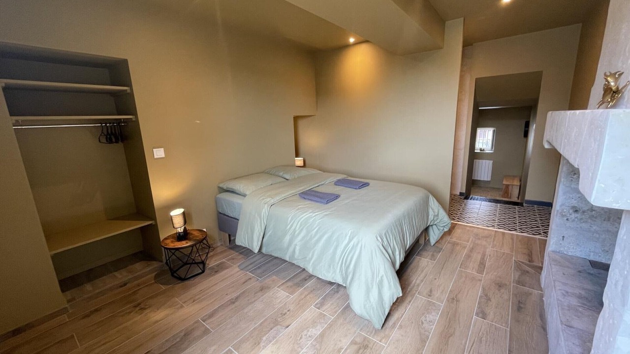 Photo of Bedroom in Avoine