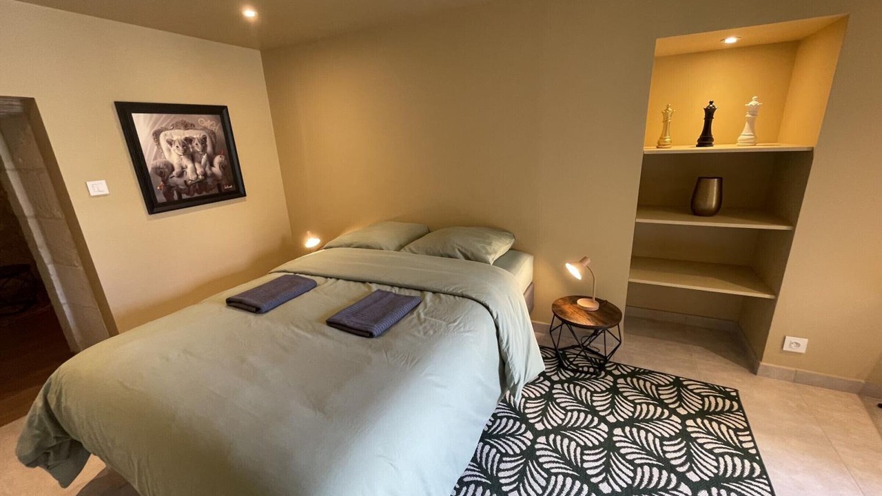 Photo of Bedroom in Avoine
