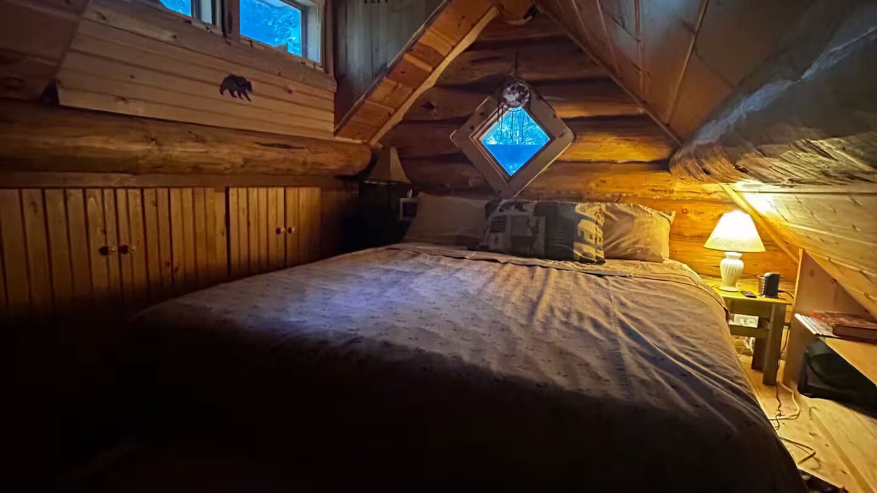 Photo of Bedroom in Silver Gate