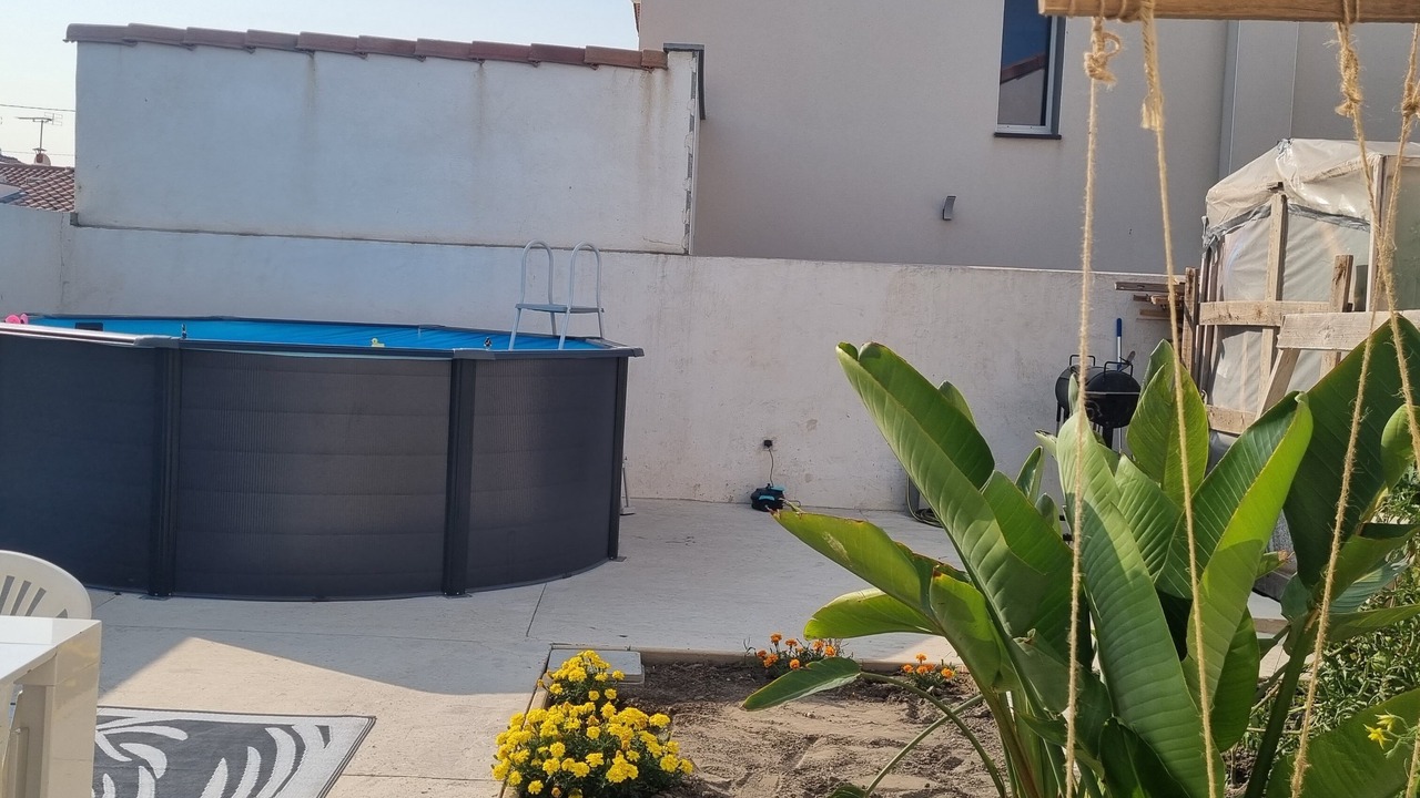 Photo of Outdoor in Port-Saint-Louis-du-Rhone