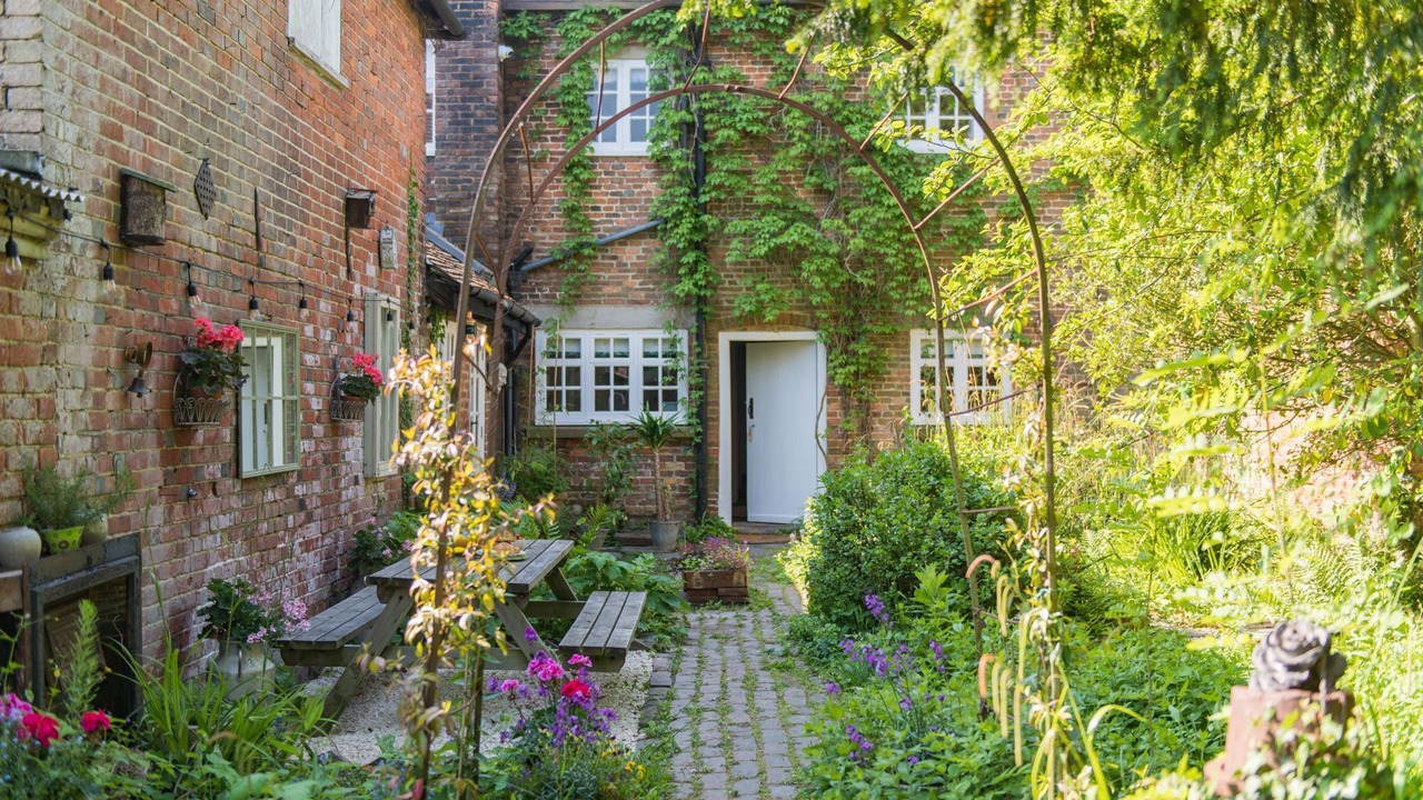 Photo of Patio Balcony in Biddenden