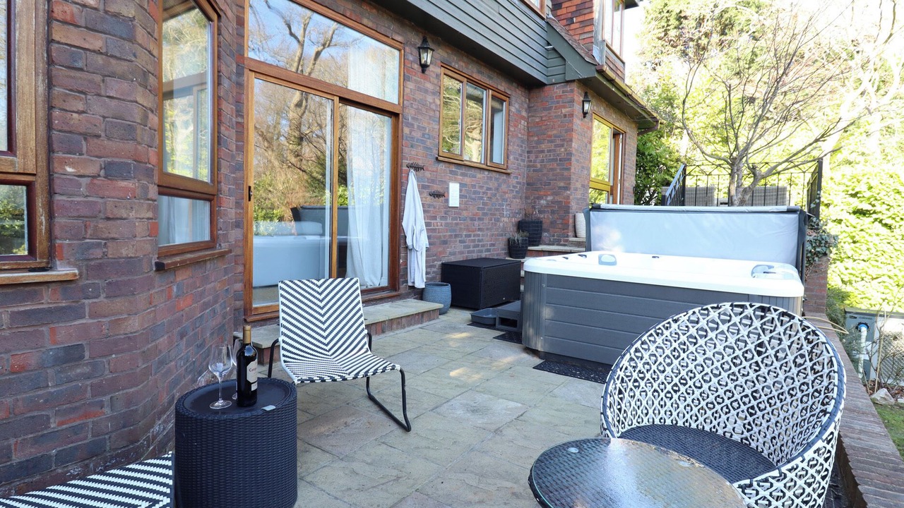 Photo of Patio Balcony in Farnham Common