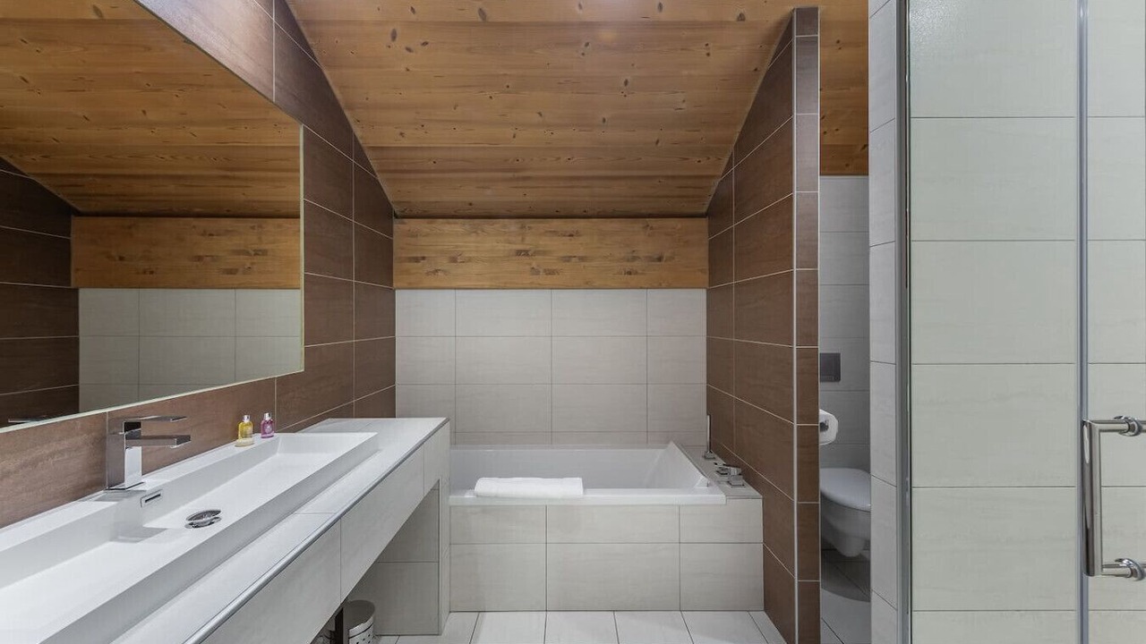 Photo of Bathroom in Meribel