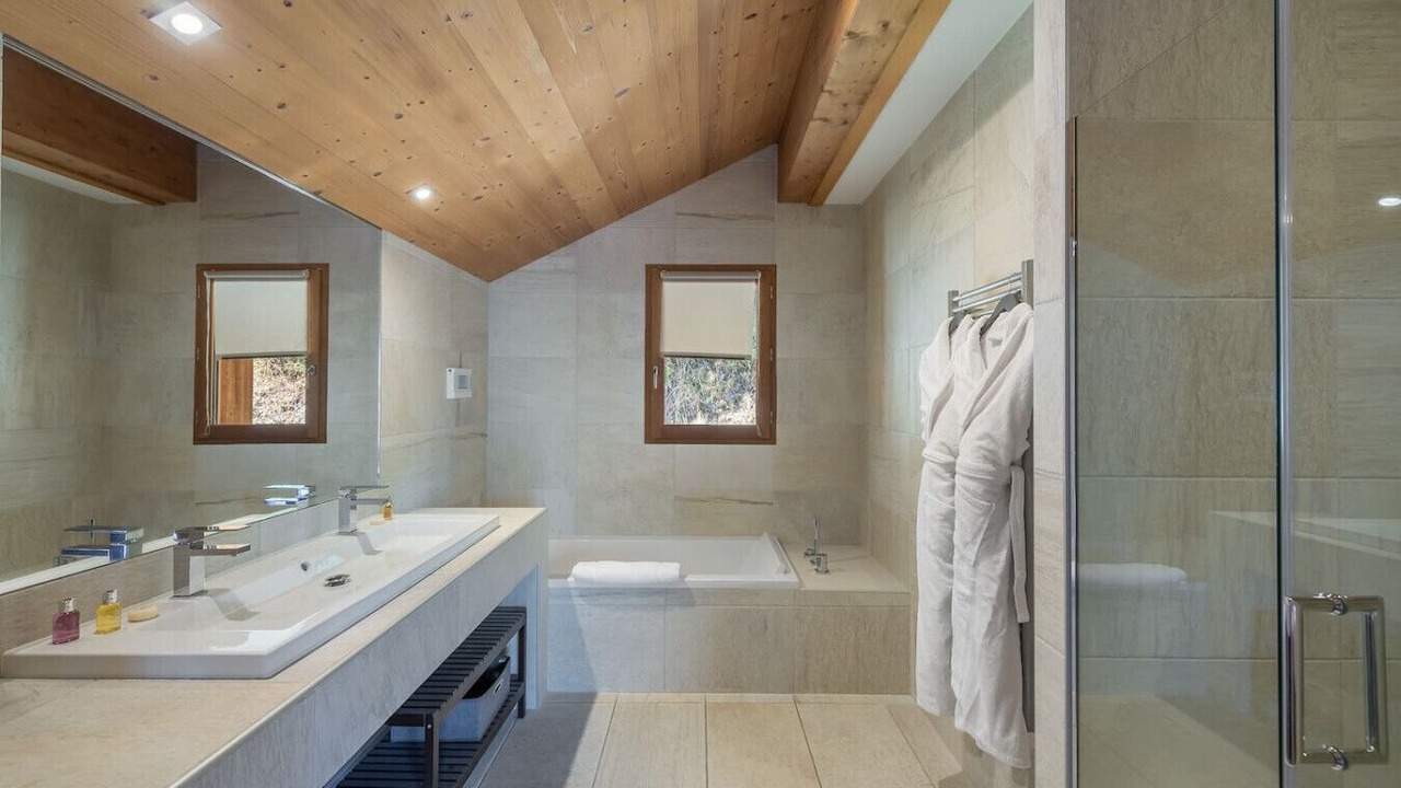 Photo of Bathroom in Meribel