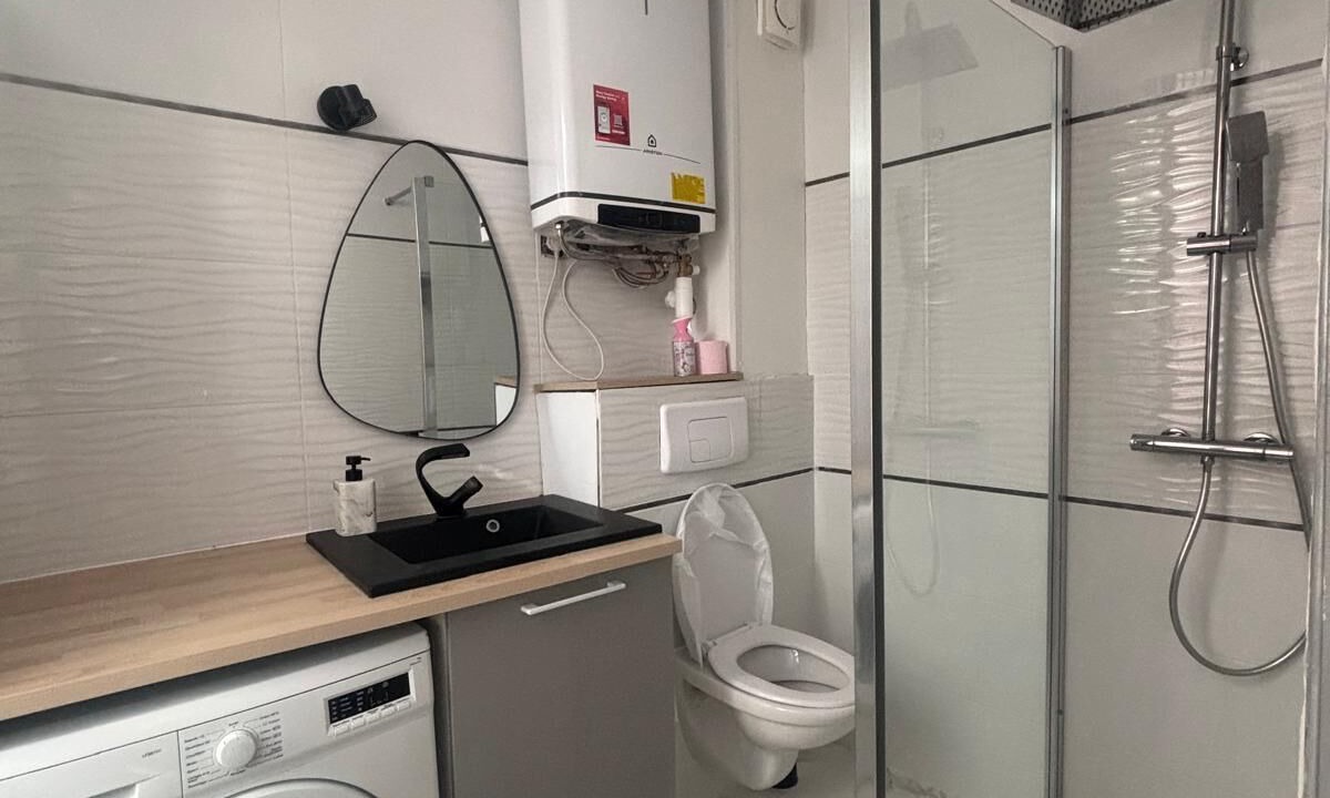 Photo of Bathroom in Cote Pavee