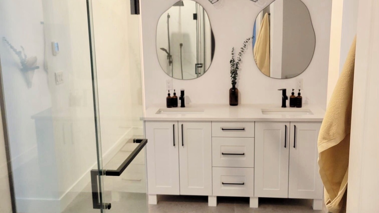 Photo of Bathroom in Lambton Shores