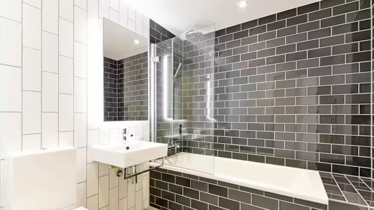 Photo of Bathroom in Docklands
