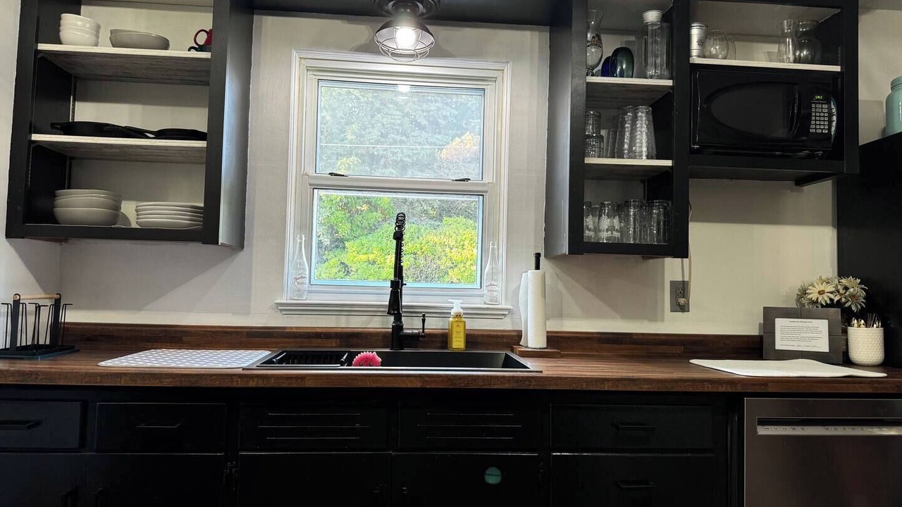 Photo of Kitchen in Manitowoc