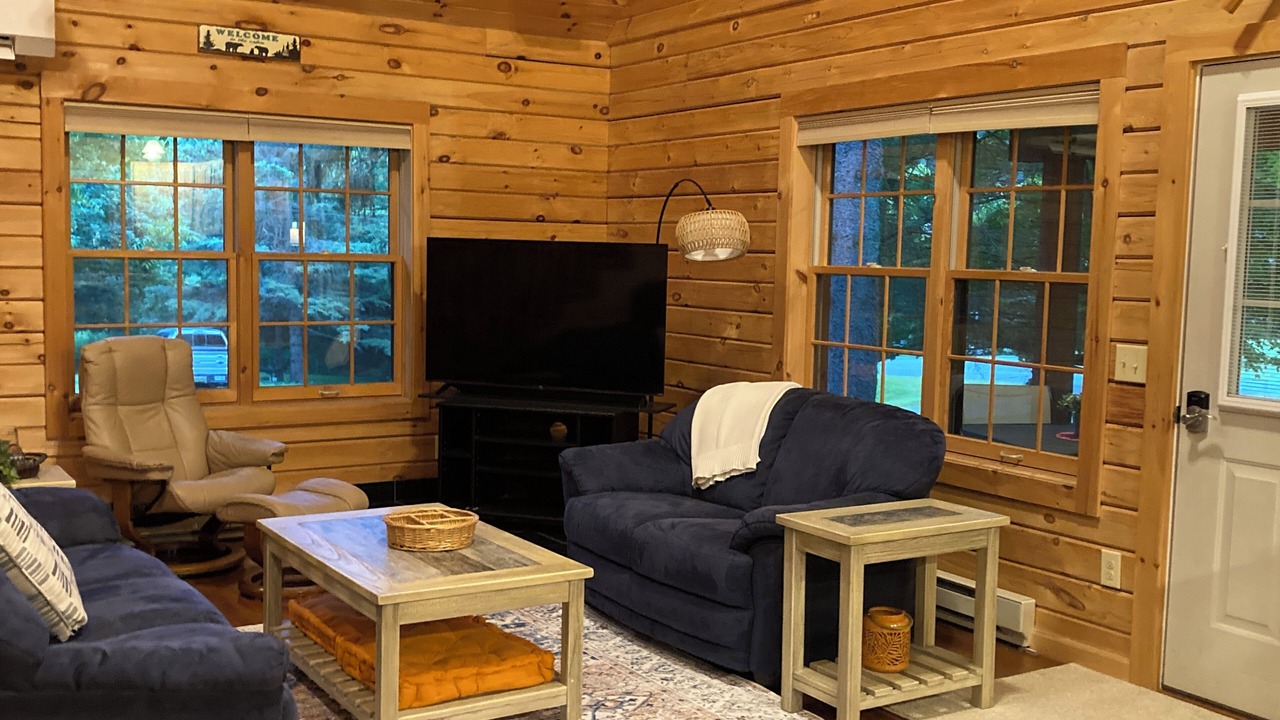 Photo of Livingroom in Cohocton