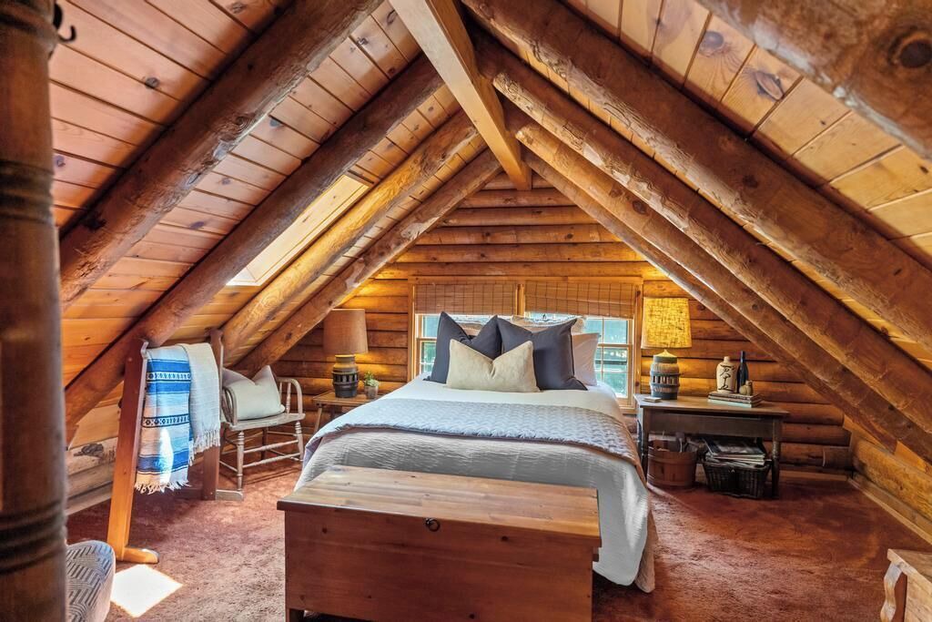 Photo of Bedroom in Harbor Springs