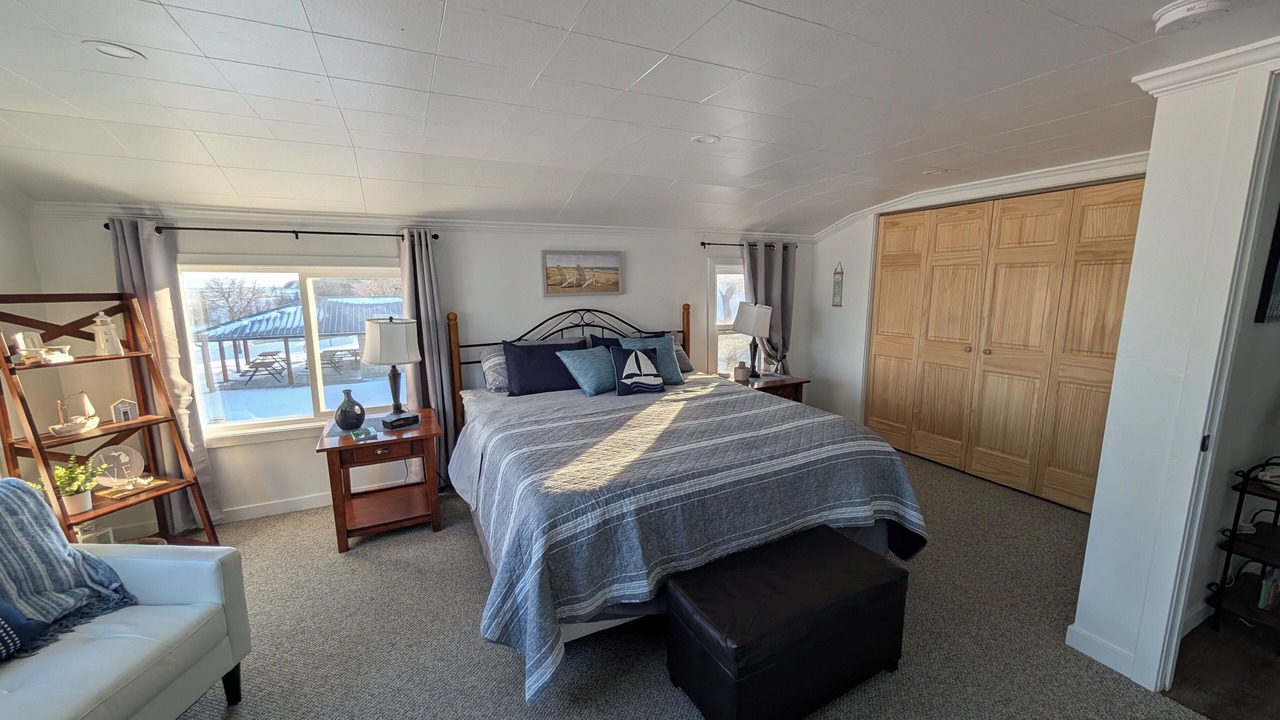 Photo of Bedroom in Kewaunee