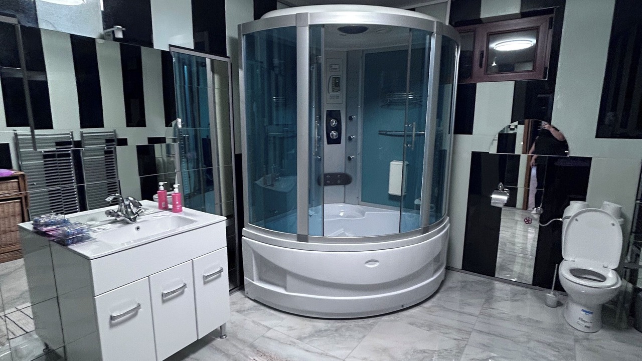 Photo of Bathroom in Tirgu Jiu