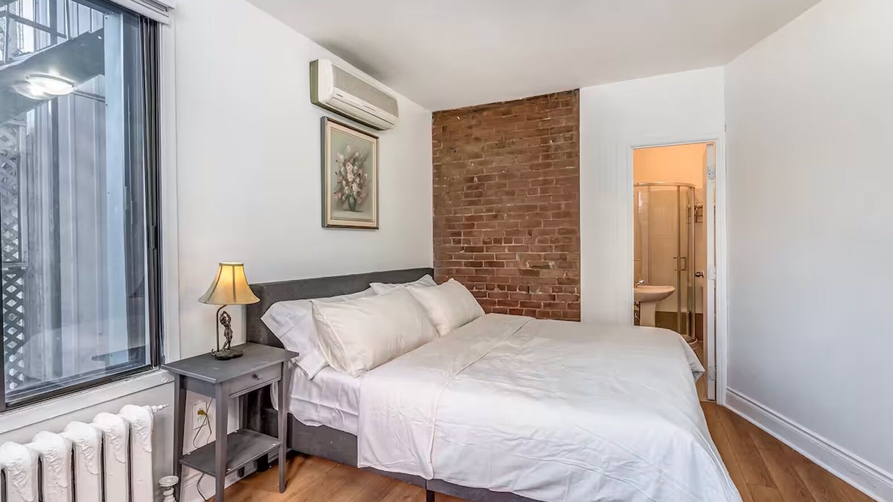 Photo of Bedroom in Ville-Marie