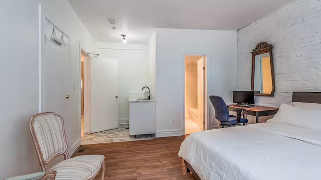 Photo of Bedroom in Ville-Marie